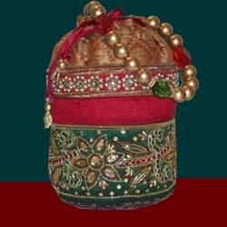 Manufacturers Exporters and Wholesale Suppliers of Potli Bags Kolkata West Bengal